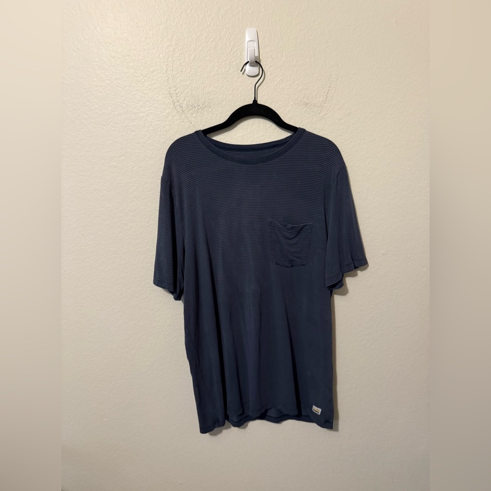 Vuori Linear Tech Tee Size M Navy Blue Athletic Lounge